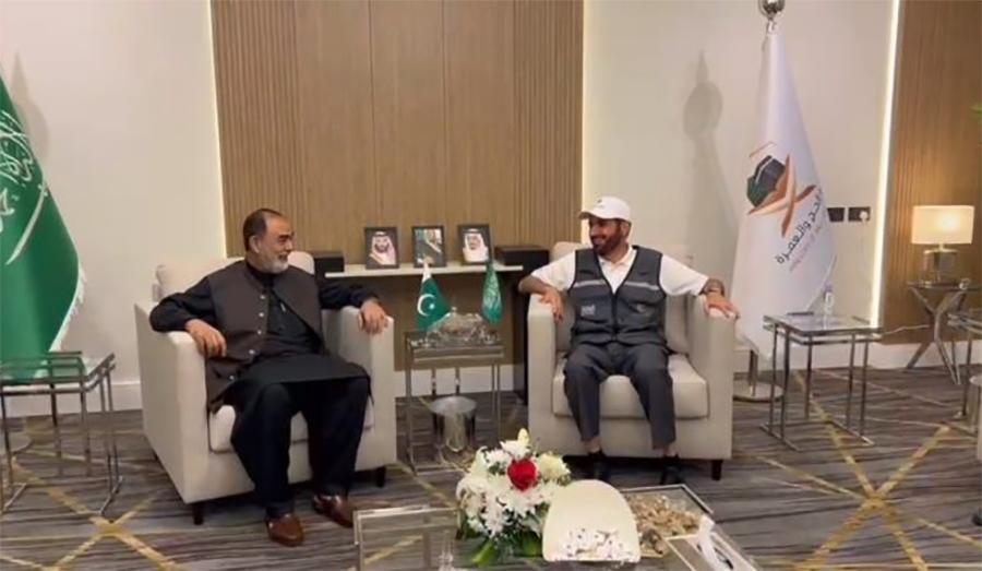 وفاقی وزیر مذہبی امور سینیٹر محمد طلحہ ٰمحمود کی سعودی وزیر حج الشیخ توفیق بن فوزان سے ملاقات
