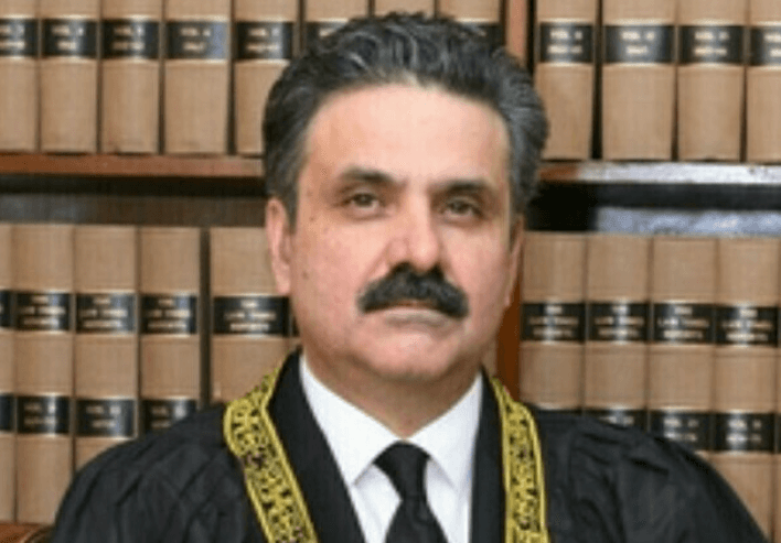 Justice Yahya calls for full court formation to address military trials of civilians