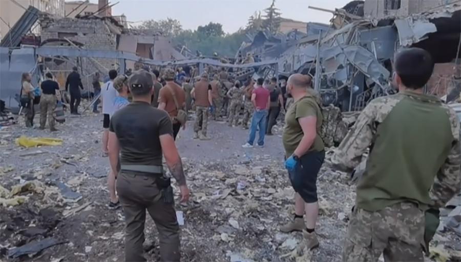 کراماتورسک:  یوکرین کے شہر ریستوران  میں روسی میزائل حملہ