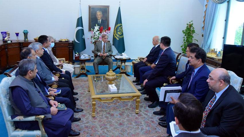 PM to extend facilitation to Chinese investors