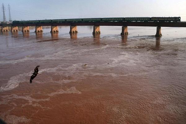 India releases 185,000 cusecs of water into river Ravi, warns NDMA