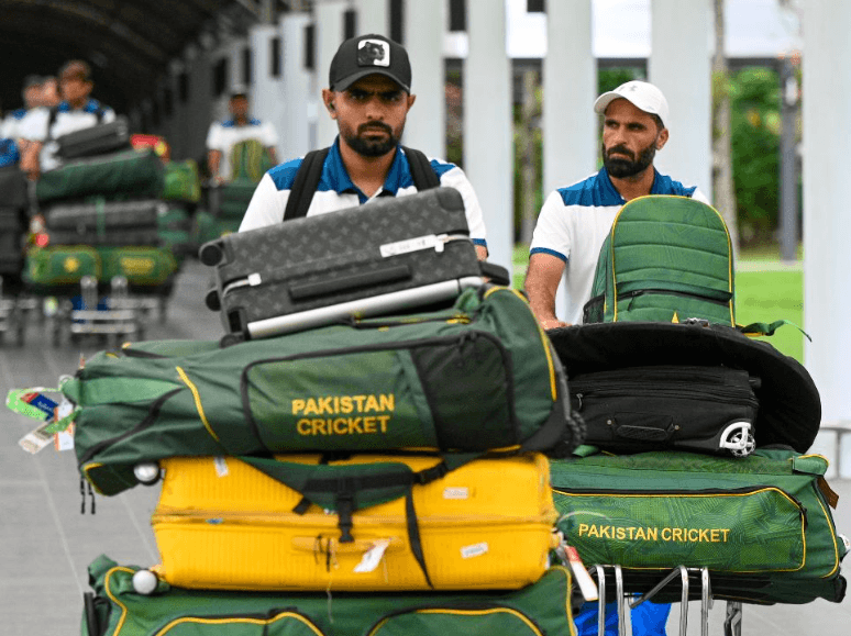 Pakistan cricket team arrives in Sri Lanka for Test series