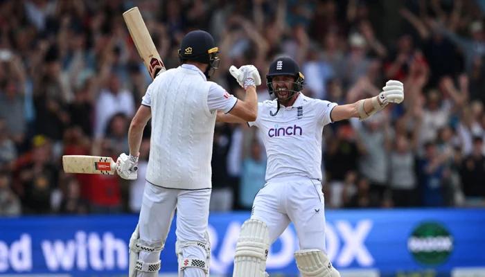 England wins third Test match of Ashes series