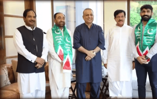 Former MPA Ali Abbas leaves PTI, joins IPP