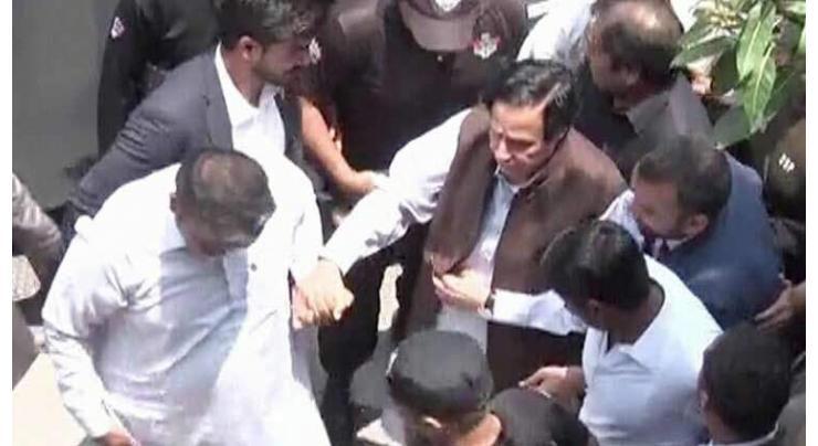 Court grants bail to Chaudhary Pervaiz Elahi in money laundering case