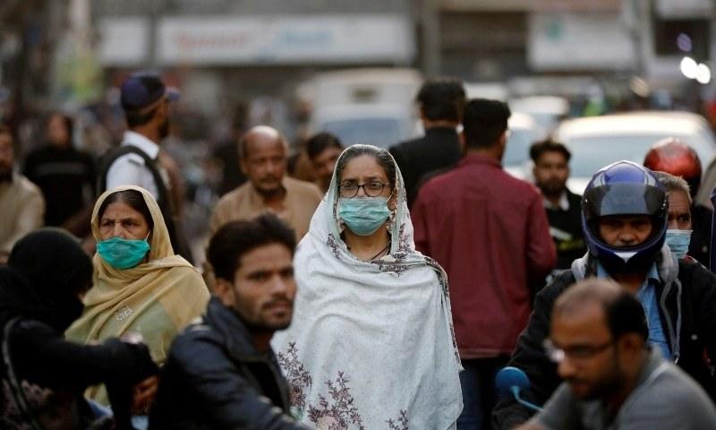 Single-day COVID infections in Pakistan dips below 500