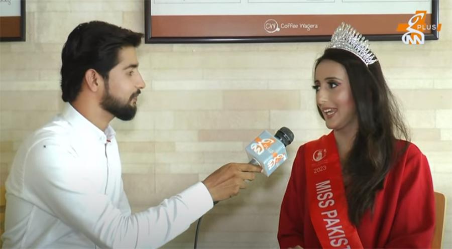 پاکستانی حسین ترین ڈاکٹر مس پاکستان یونیورسل کپوتاخی چنچلا