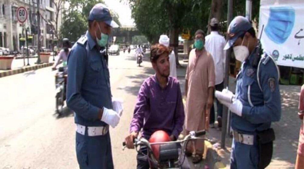 LHC orders Rs5000 fine for helmet violators