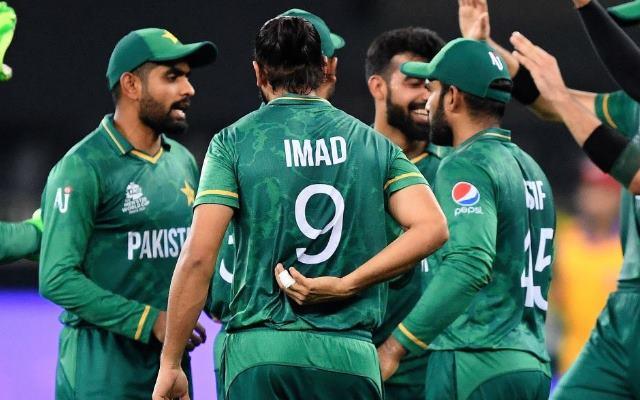 ٹی ٹوئنٹی ورلڈکپ : پاکستان کا نمیبیا کیخلاف ٹاس جیت کربیٹنگ کا فیصلہ