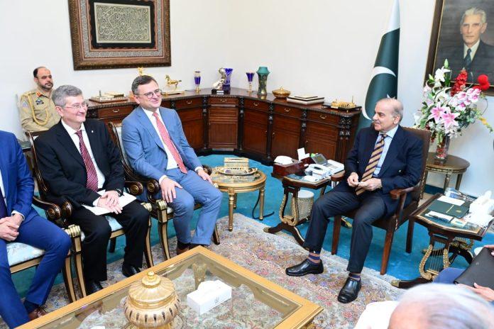 وزیر اعظم پاکستان سے یوکرین کے وزیر  خارجہ  کی ملاقات