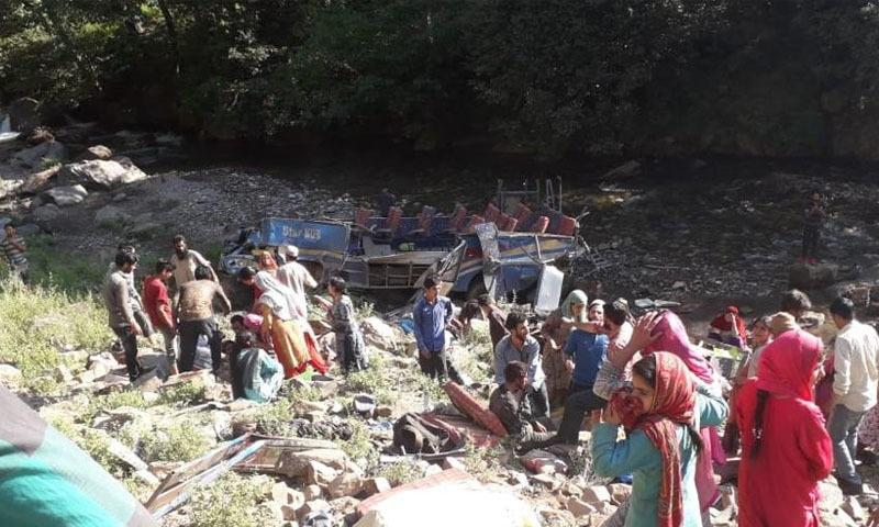 گلگت بلتستان وین کھائی میں جا گری، 7 افراد جاں بحق