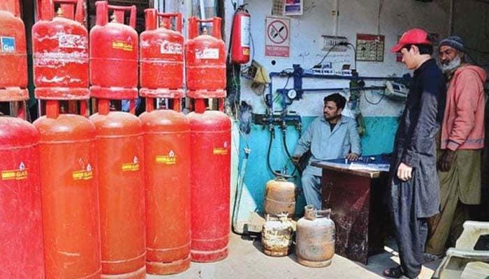 LPG price increased by Rs10 per kg