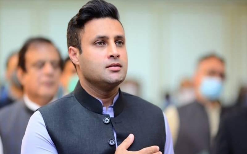 Police allegedly raid, seal PTI leader Zulfi Bukhari's residence