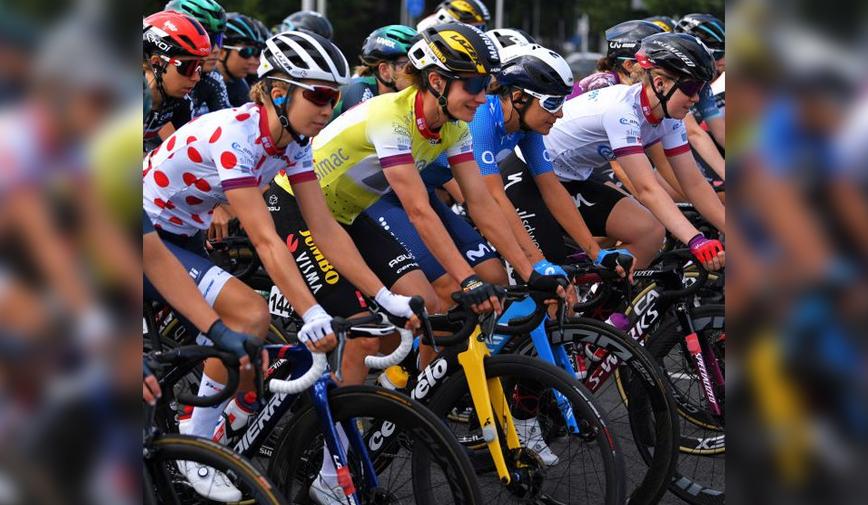 نیدرلینڈزکی سائیکلسٹ یارا کاسٹیلیجن نے ویمنز ٹور ڈی فرانس فیمز ریس 2023کا چوتھا مرحلہ اپنے نام کرلیا