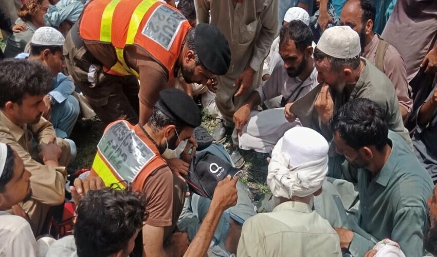 One killed, two injured in Mardan landslide