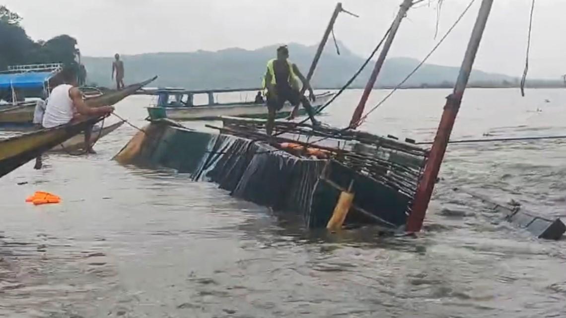 26 drowned after boat capsized in Philippines