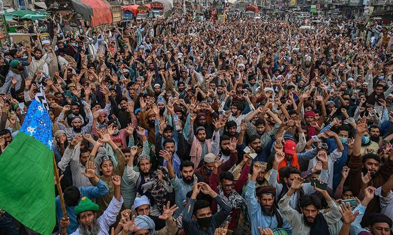 CM Buzdar endorses preliminary summary to remove banned status of TLP