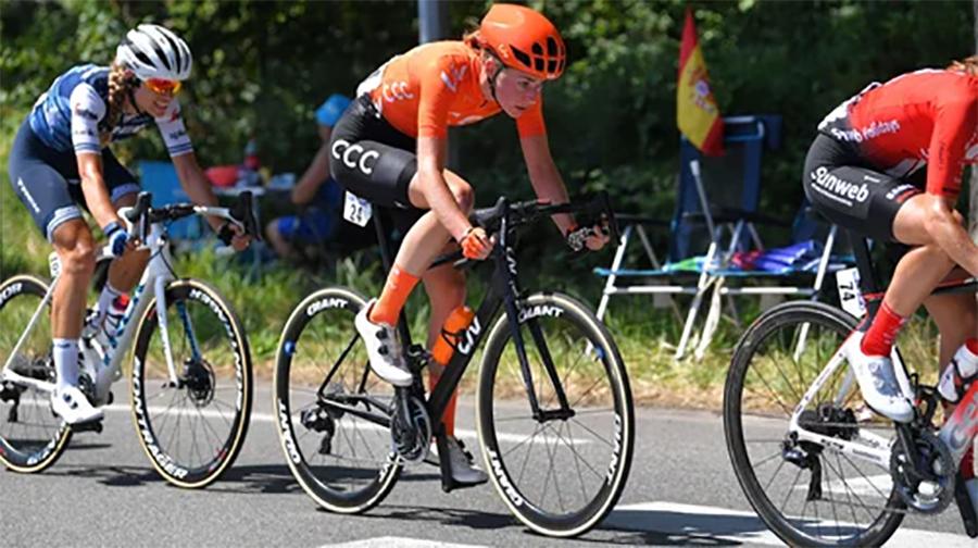 نیدرلینڈز کی سائیکلسٹ ڈیمی وولرنگ نے ٹور ڈی فرانس فیمز سائیکل ریس 2023جیت لی