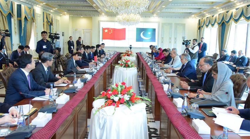 Pak, China reaffirms to continue working to realize shared objectives of CPEC