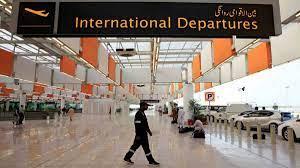 کسٹم حکام نے فیصل آباد ائیر پورٹ پر 785نان کسٹم آئی فونز پکڑ لیے