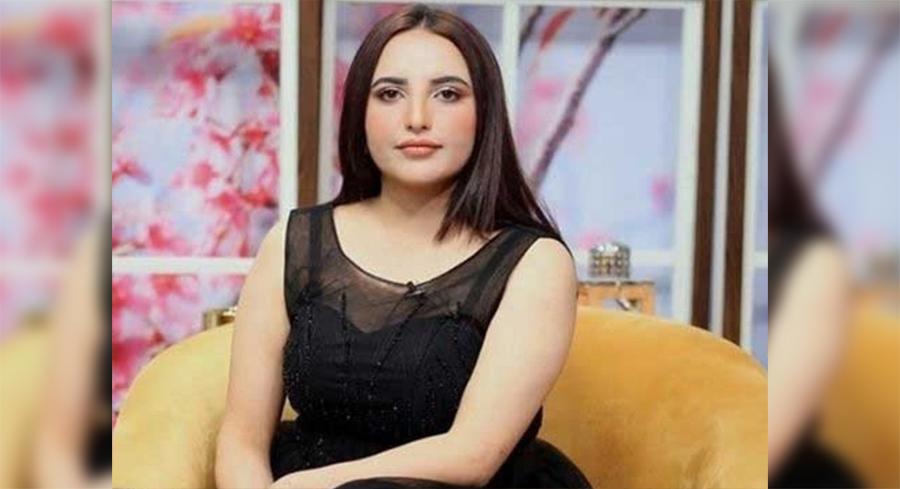 ٹک ٹاکر حریم شاہ نے عمران کی گرفتاری کے بعد ویڈیو لیک کرنے کی دھمکی دے دی