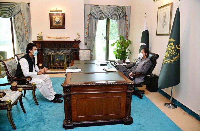 SAPM Usman Dar calls on PM Imran