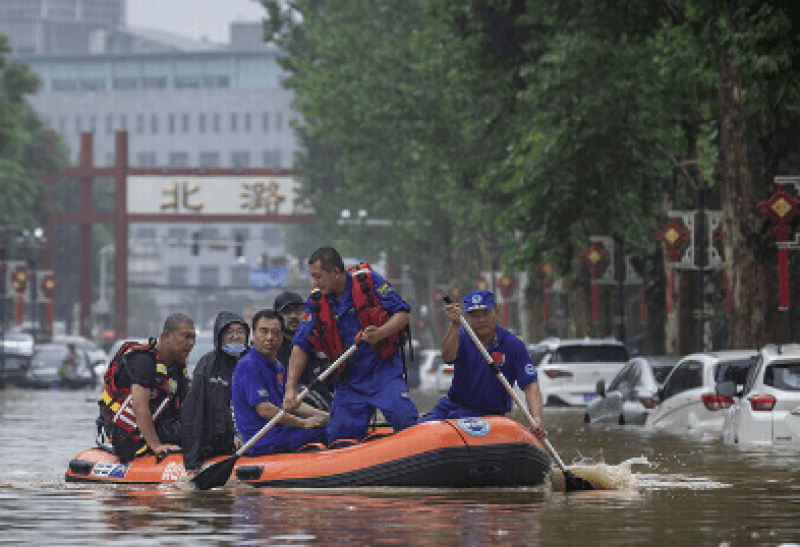 بیجنگ میں شدید بارشوں کے نتیجے میں 33 افراد ہلاک، 18 لاپتہ ، چینی حکام