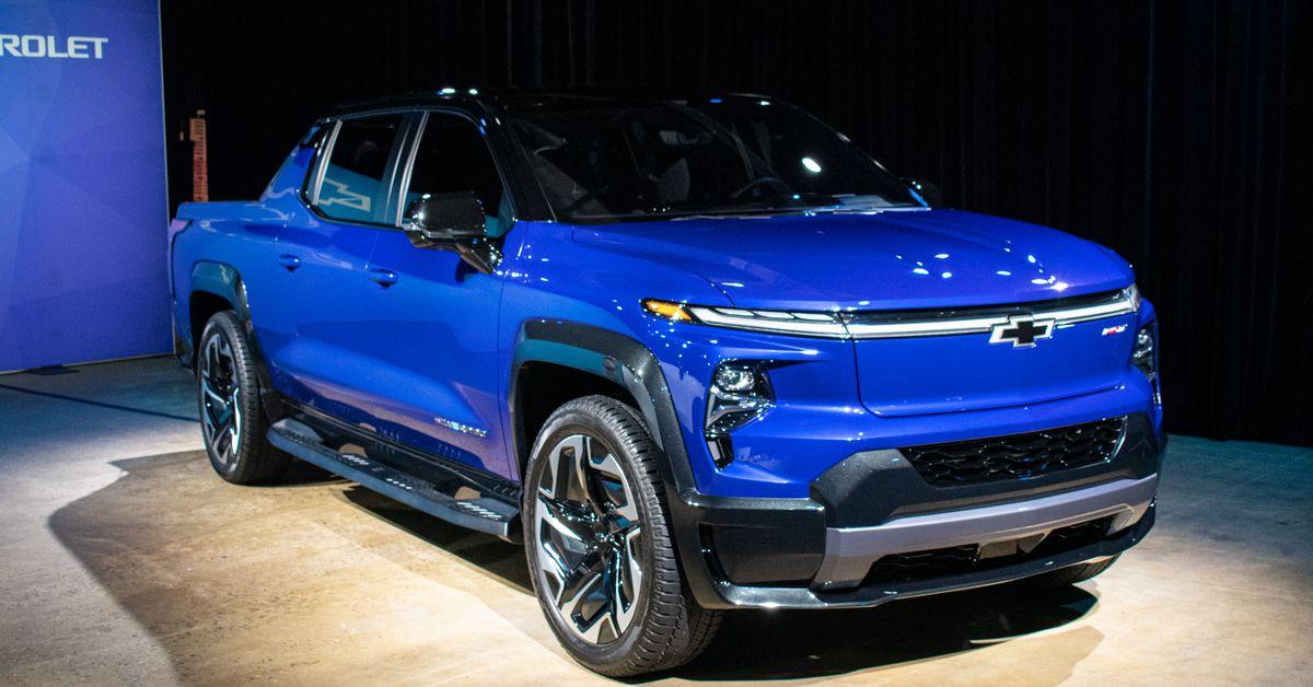 GM says all of its EVs will be able to power your home by 2026