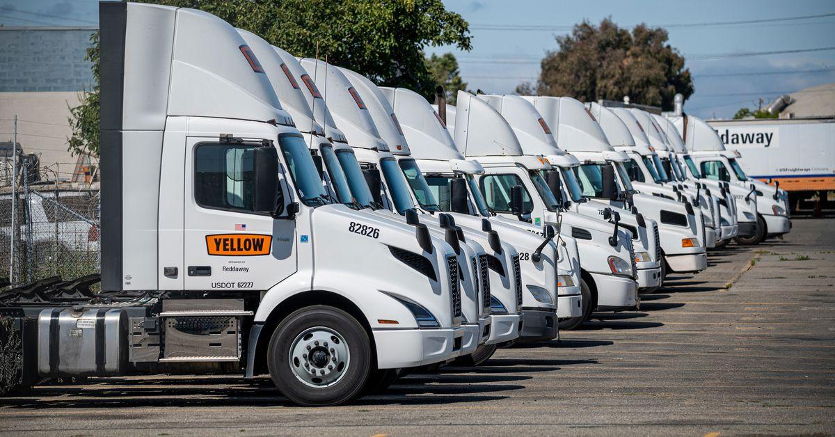 What a trucking company bankruptcy tells us about labor tensions in America