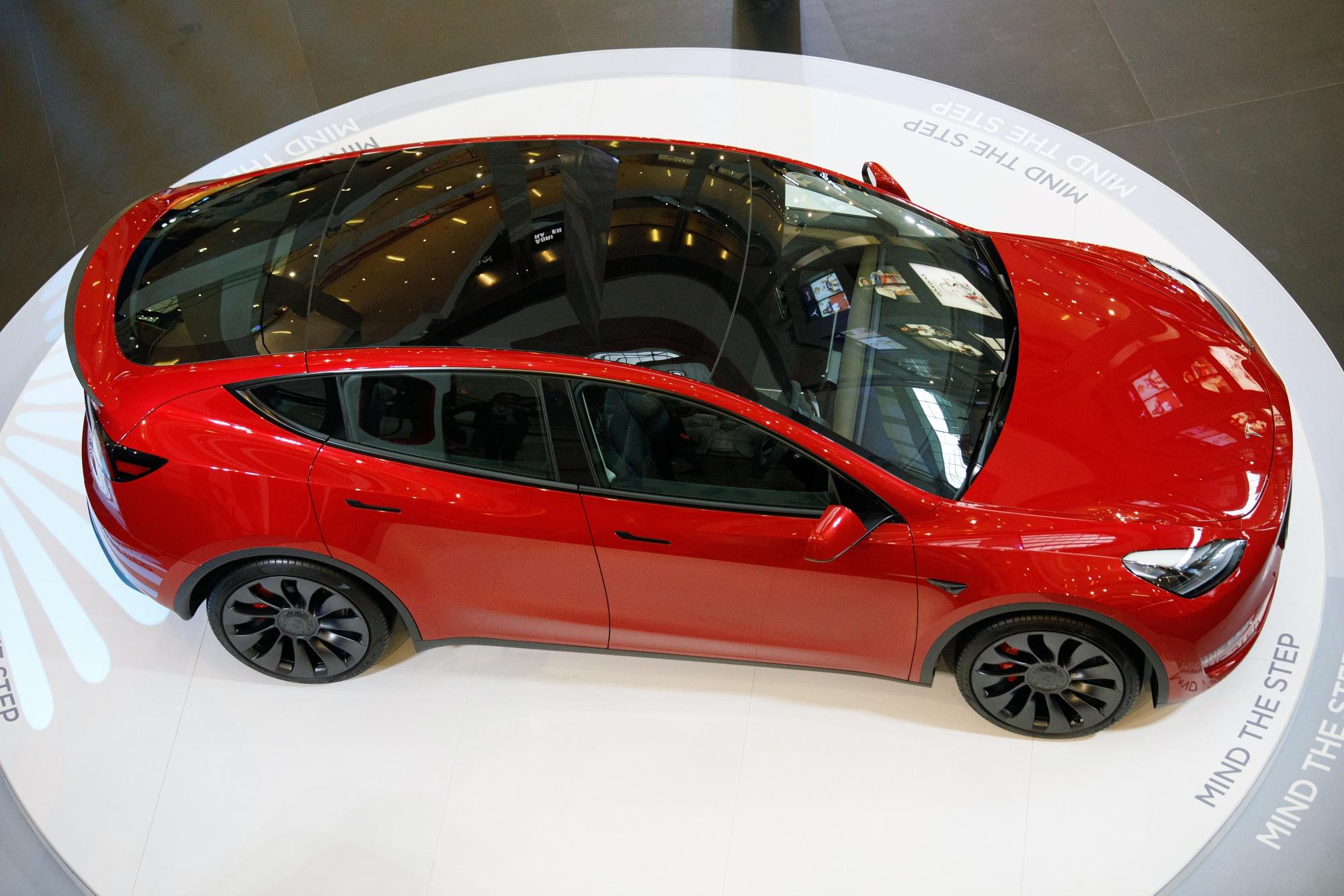 Tesla slashes prices for Model Y versions in China