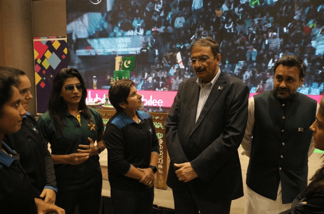 Nida Dar meets PCB Chairman Zaka Ashraf