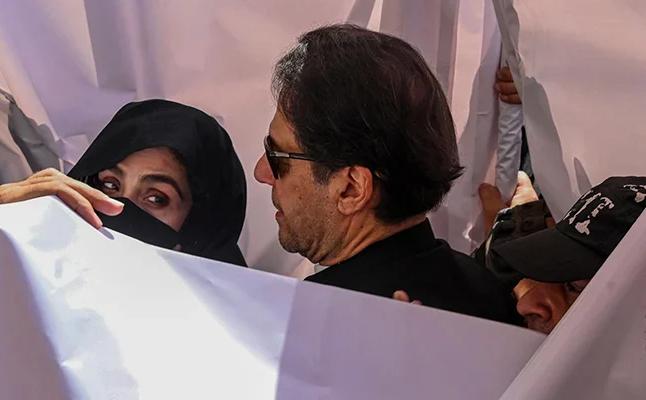 تھانہ کوہسار میں بشریٰ بی بی کے خلاف درج مقدمے کی سماعت 