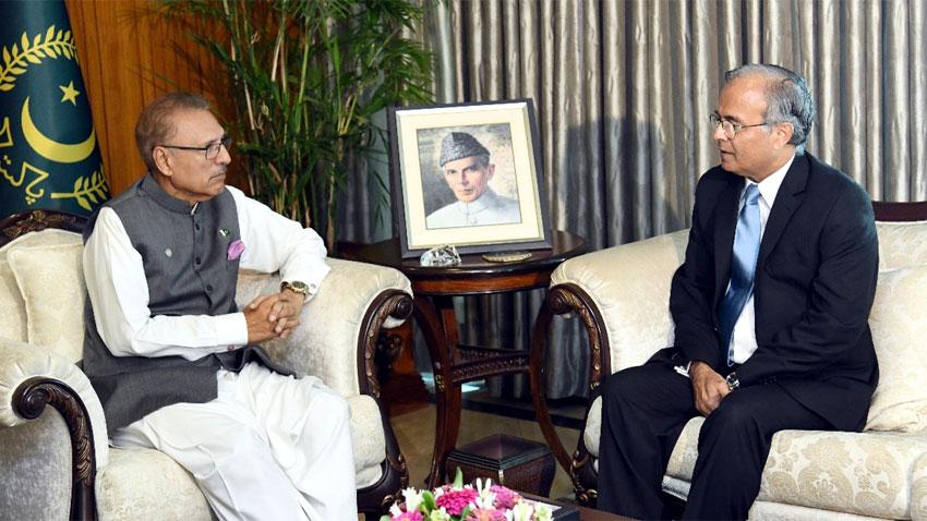 President felicitates Asad Majeed over successful completing his tenure as 31st FS