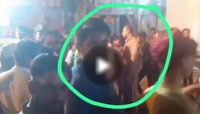 یوم آزادی پر فائرنگ کرنے والے  پولیس اہلکار گرفتار