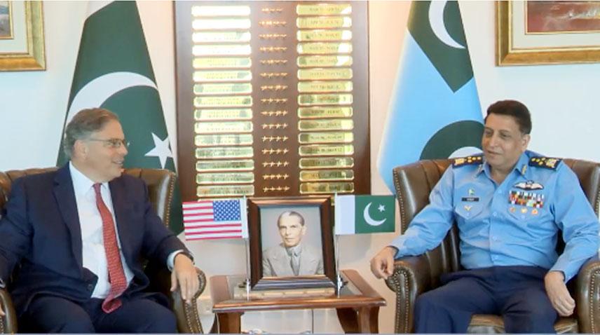 Air Chief, US Envoy discuss defense cooperation