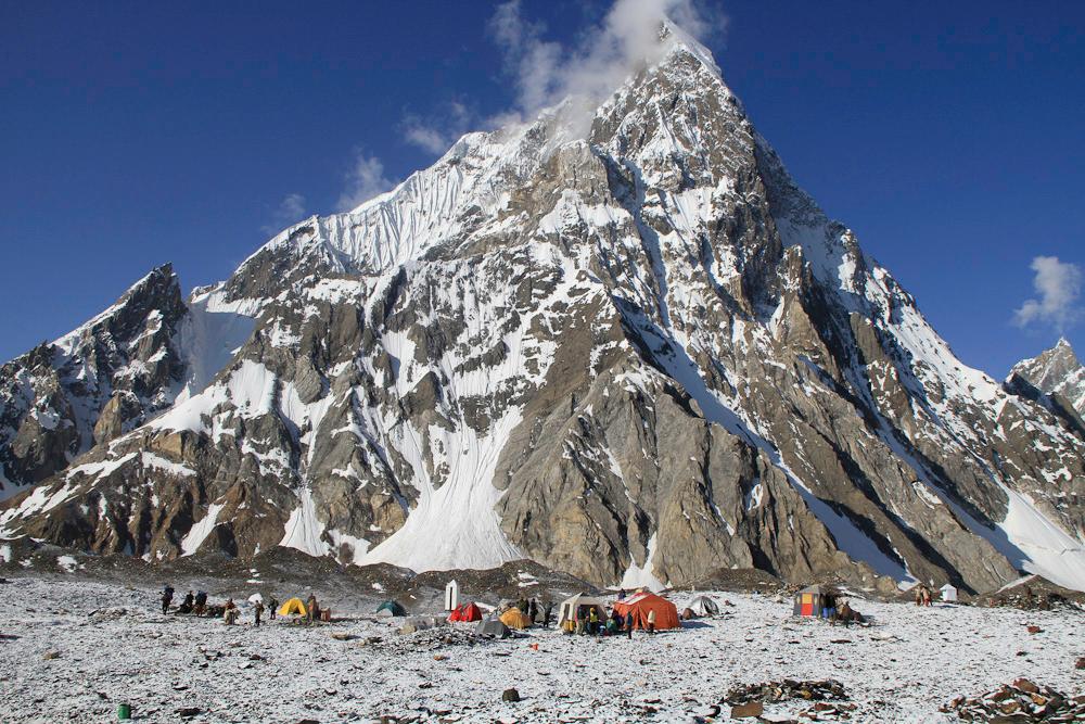 Army rescues foreign climbers from Concordia, Sugar peaks