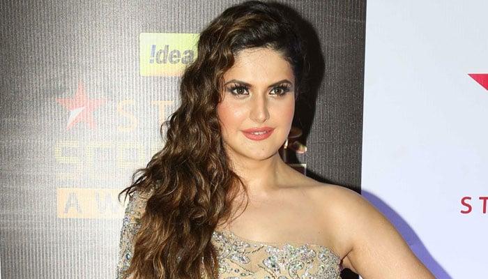 معروف بالی وڈ اداکارہ زرین خان ڈینگی کا شکار ،اسپتال داخل