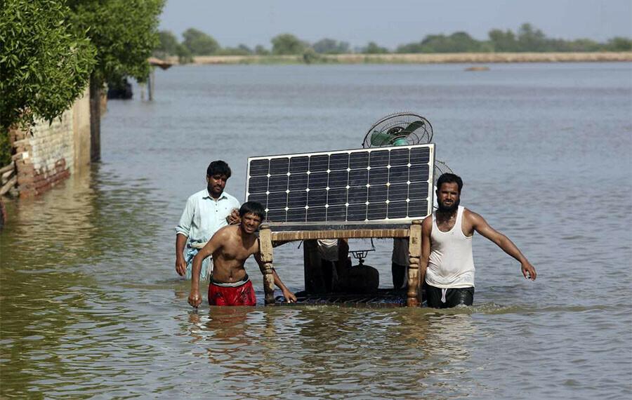 Pakpattan submerges due to Indian flood in Sutlej River