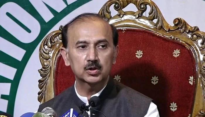 اگرعمران خان پر بنایا گیا کیس جھوٹا نکلا تو جیل میں رکھنےکا حساب کون دےگا،شعیب شاہین