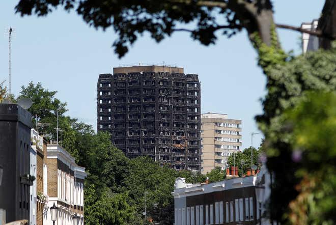 Fire engulfs multiple flats in London