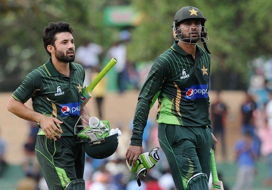 Malik, Rizwan down with flu ahead of crucial Australia clash  