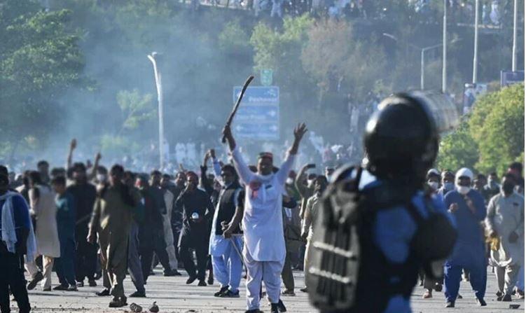 چیئرمین تحریک انصاف کا 9 مئی کے جلاؤ گھیراؤ سے لا تعلقی کا اظہار