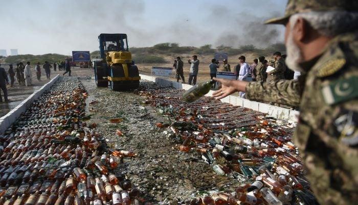 Karachi customs seize Liquor worth over Rs80m