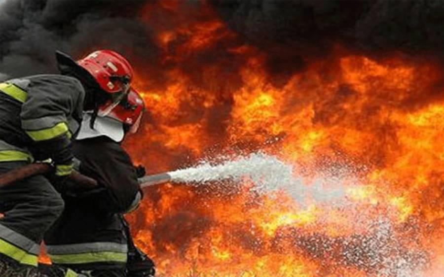 پلازے کی چھت پر واقع ریسٹورنٹ میں آتشزدگی