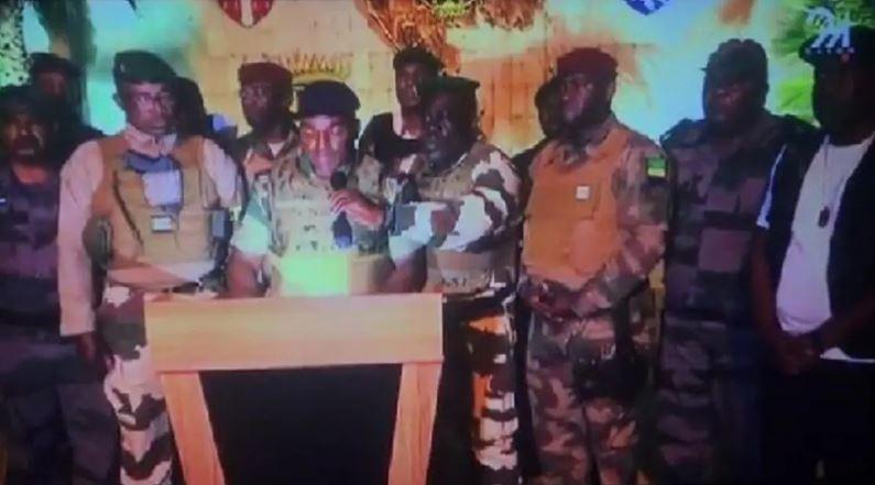 افریقی ملک گبون میں فوج نے حکومت کا تختہ الٹ دیا