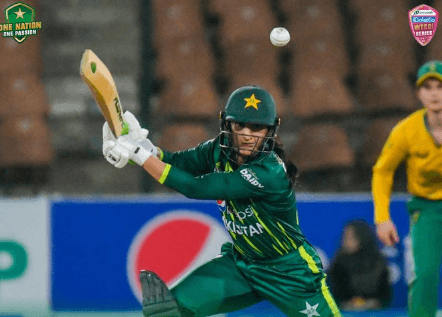 Pakistan beat South Africa by five wickets