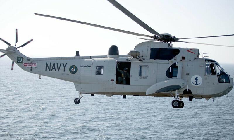 Naval training aircraft crashes in Gwadar