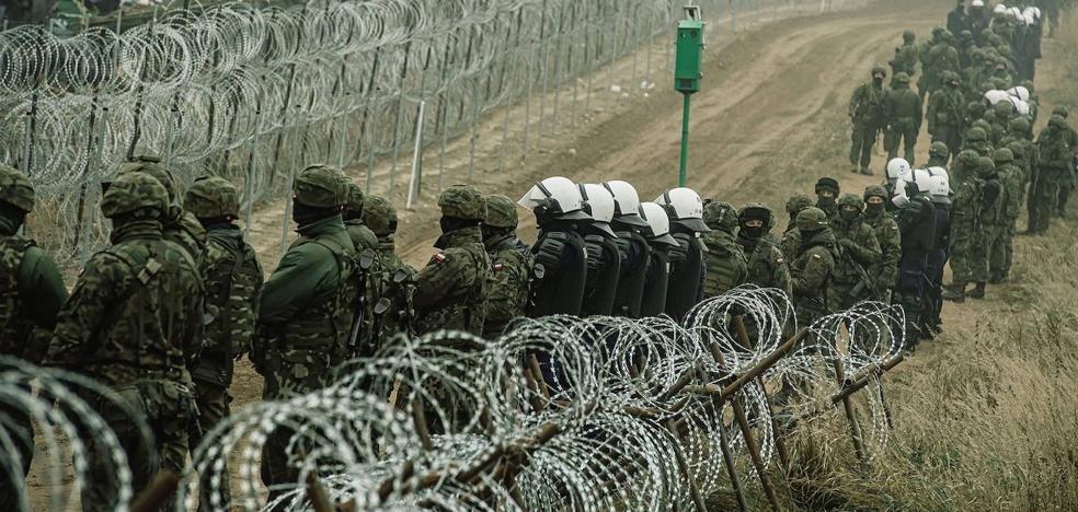 Russia, Belarus conduct military drills as migrant crisis on EU border intensifies