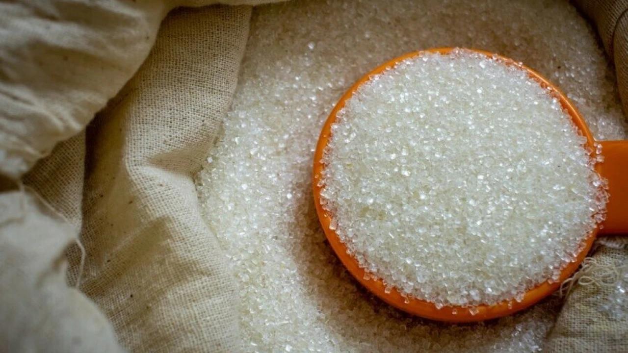 Sugar price continues to increase, settles at Rs230 per kg