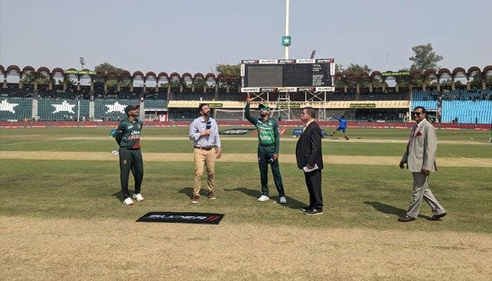 Bangladesh to bat against Pakistan in Asia Cup series